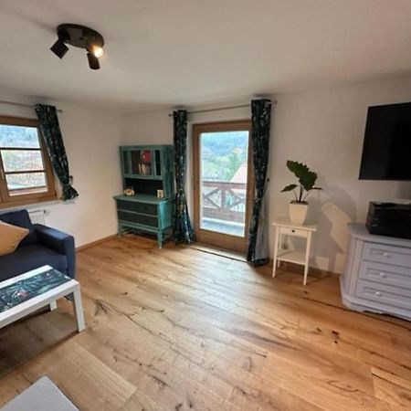 Charmante Farbenfrohe Wohnung Fuer Zwei Fischbachau Ngoại thất bức ảnh