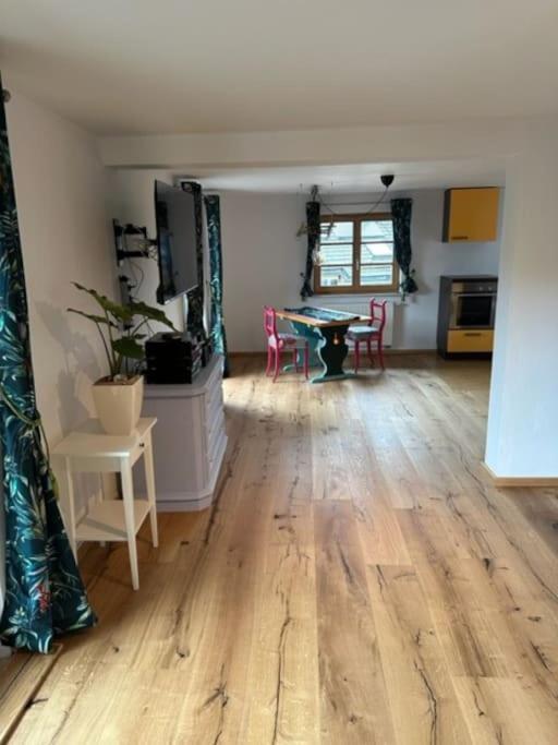 Charmante Farbenfrohe Wohnung Fuer Zwei Fischbachau Ngoại thất bức ảnh